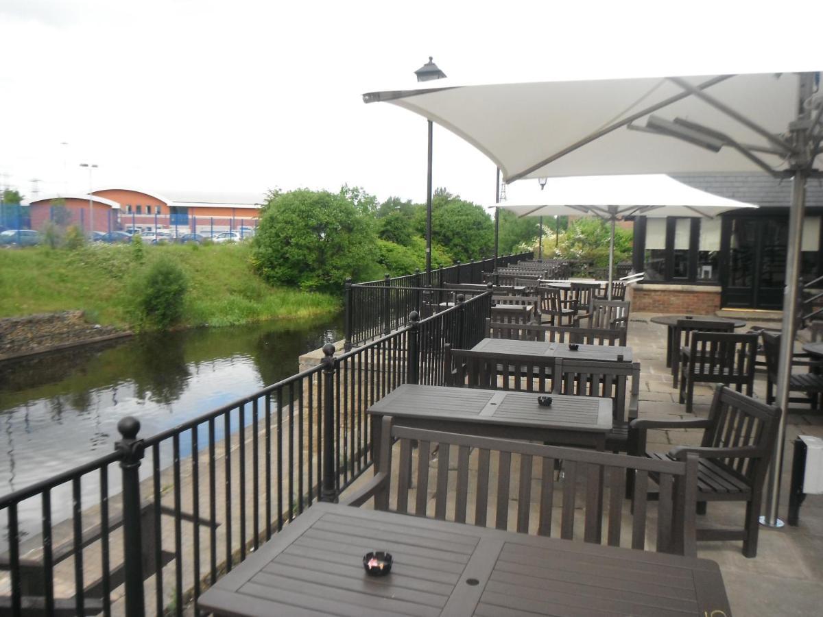 Boat & Horses Inn Oldham Eksteriør billede
