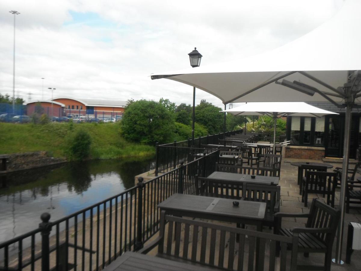 Boat & Horses Inn Oldham Eksteriør billede